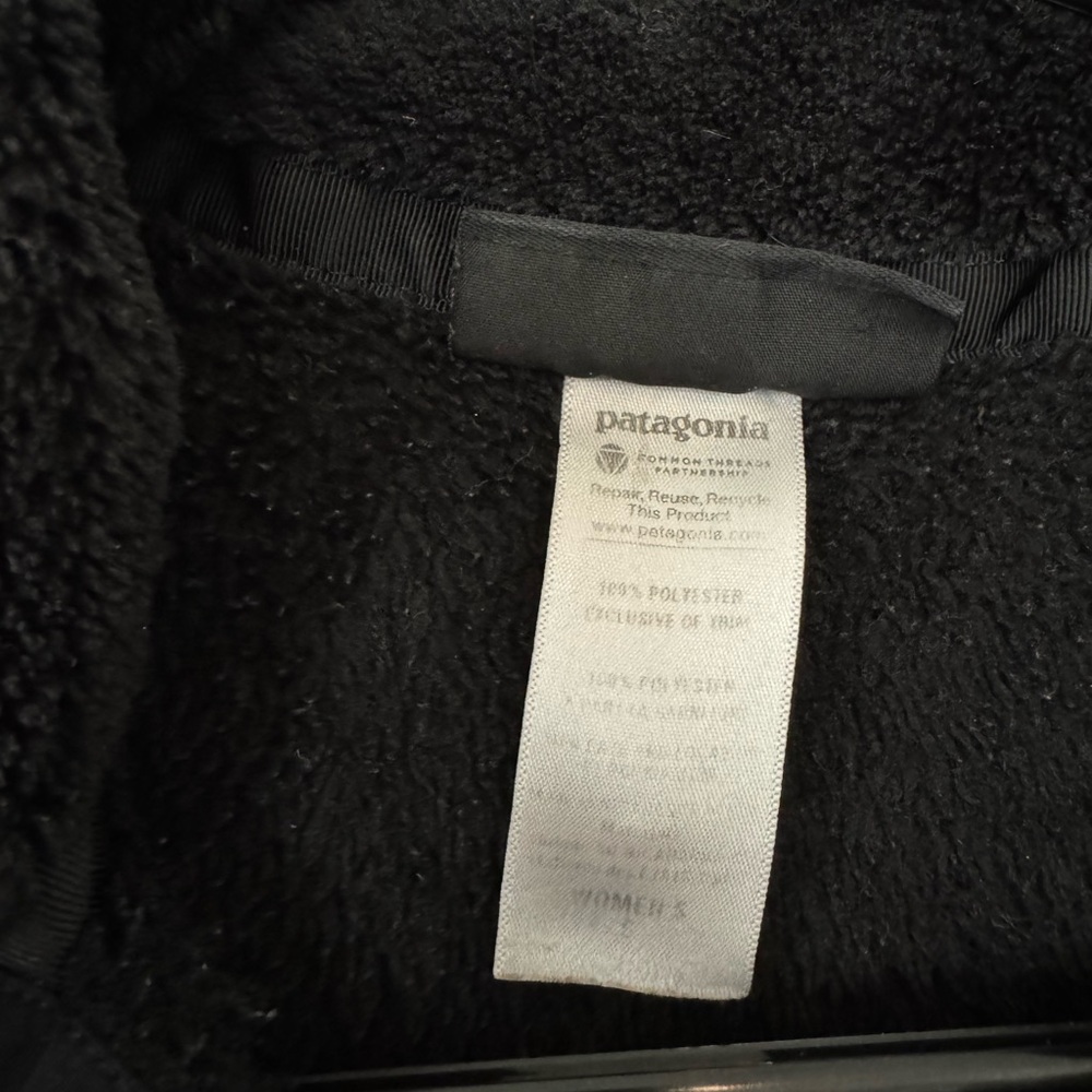 PATAGONIA Womens Black Synchilla Re-Tool Snap-T Fleece Pullover Sz small - Picture 4 of 5